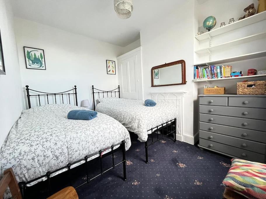 2Br Edwardian House In Greenwich Abbey Wood Экстерьер фото