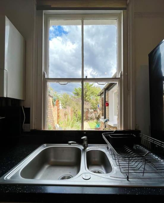 2Br Edwardian House In Greenwich Abbey Wood Экстерьер фото