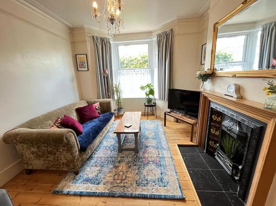 2Br Edwardian House In Greenwich Abbey Wood Экстерьер фото